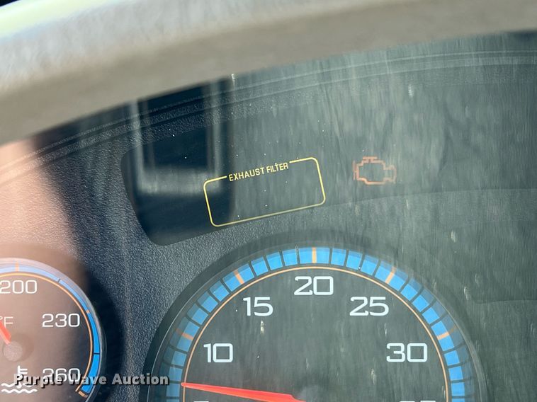 image for item LF9365 2012 International 4300 bucket truck