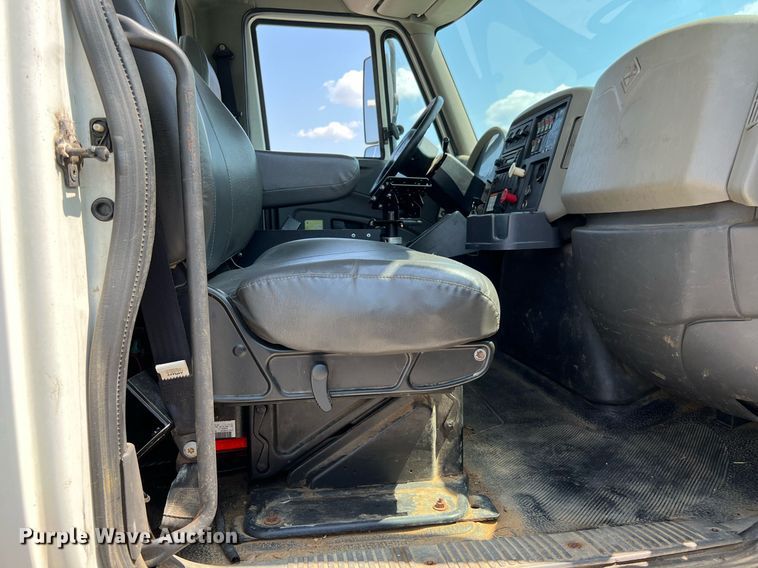 image for item LF9365 2012 International 4300 bucket truck