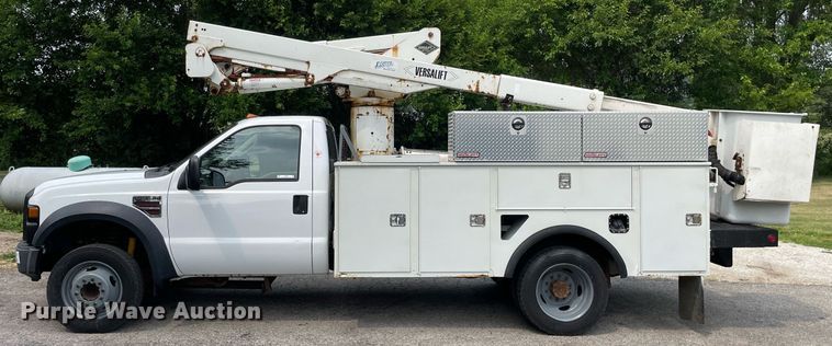 image for item LJ9784 2008 Ford F550 Super Duty XL  bucket truck