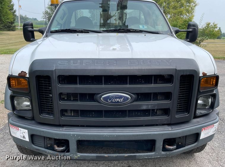 image for item LJ9784 2008 Ford F550 Super Duty XL  bucket truck