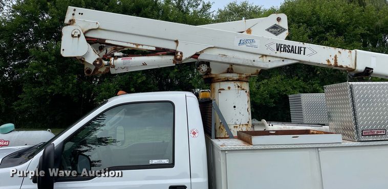 image for item LJ9784 2008 Ford F550 Super Duty XL  bucket truck