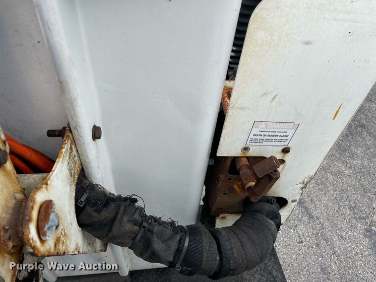 image for item LJ9784 2008 Ford F550 Super Duty XL  bucket truck