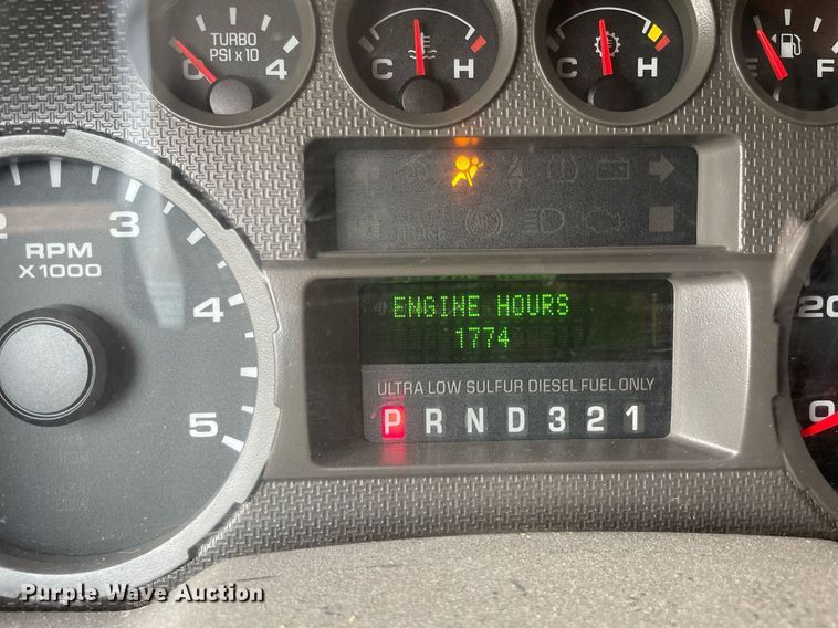 image for item LJ9784 2008 Ford F550 Super Duty XL  bucket truck