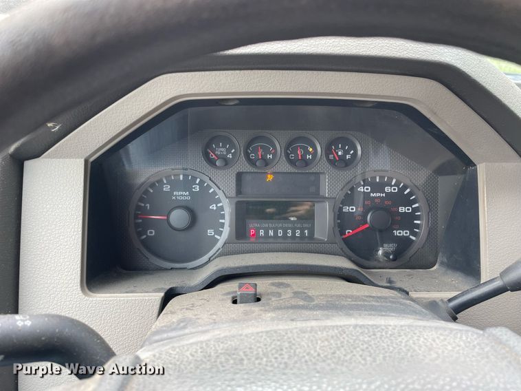 image for item LJ9784 2008 Ford F550 Super Duty XL  bucket truck