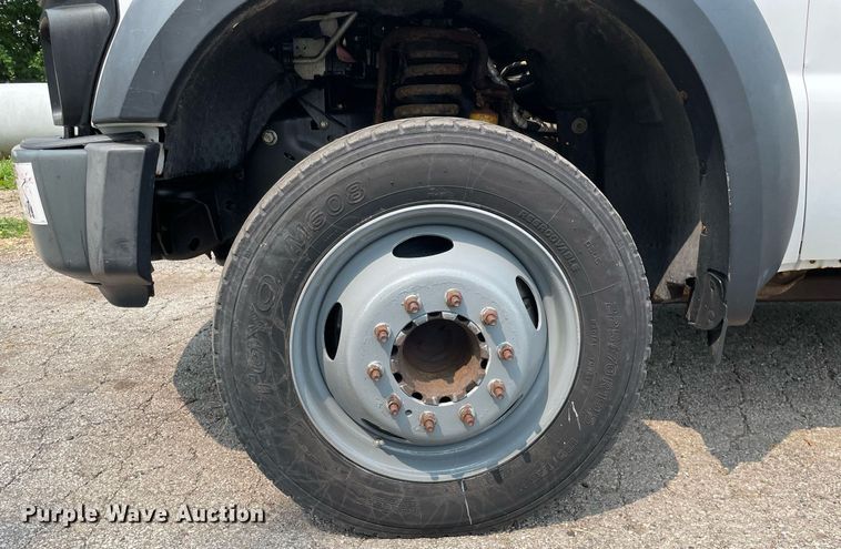 image for item LJ9784 2008 Ford F550 Super Duty XL  bucket truck