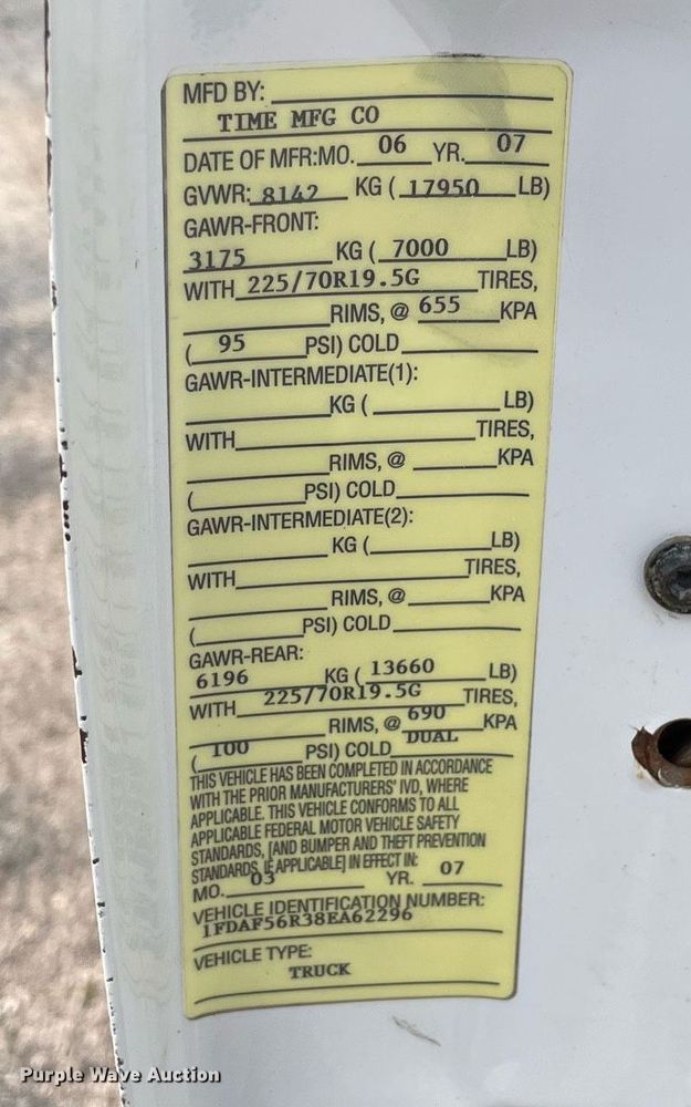 image for item LJ9784 2008 Ford F550 Super Duty XL  bucket truck