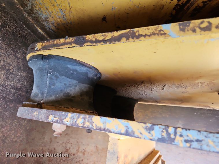 image for item LM9099 Superpac 8420  single drum vibratory roller