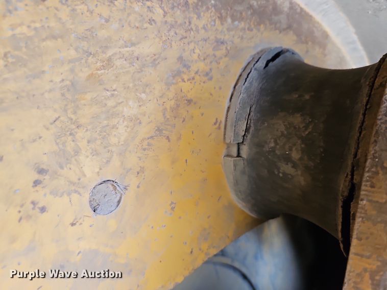 image for item LM9099 Superpac 8420  single drum vibratory roller