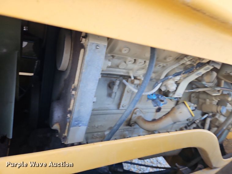 image for item LM9099 Superpac 8420  single drum vibratory roller