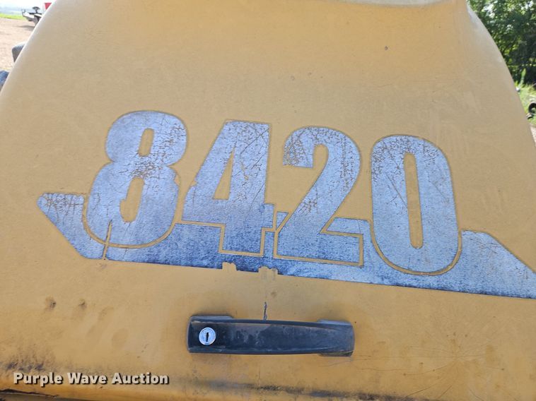 image for item LM9099 Superpac 8420  single drum vibratory roller