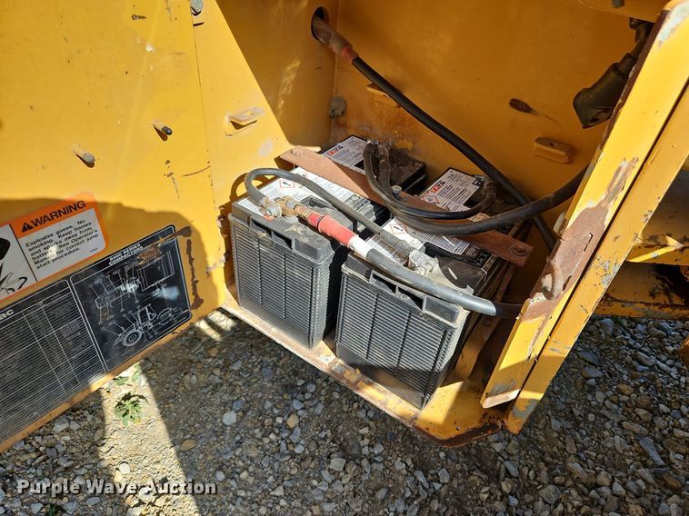 image for item LM9099 Superpac 8420  single drum vibratory roller