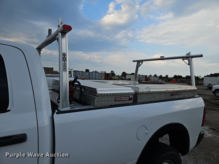 image for item LM9102 2018 Dodge Ram 2500HD  Crew Cab pickup truck