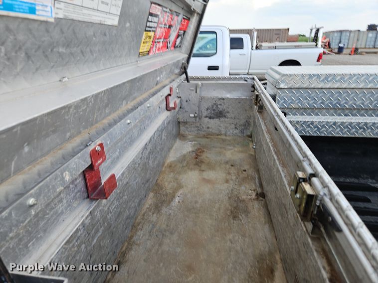 image for item LM9102 2018 Dodge Ram 2500HD  Crew Cab pickup truck