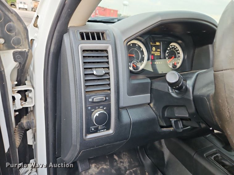 image for item LM9102 2018 Dodge Ram 2500HD  Crew Cab pickup truck