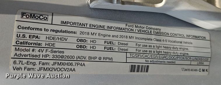 image for item LM9103 2018 Ford F550 Super Duty  Crew Cab truck cab and chassis