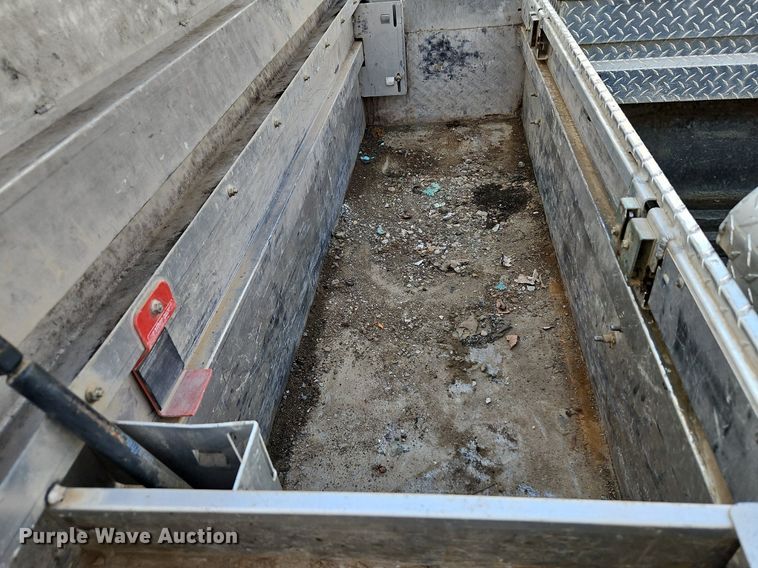 image for item LM9104 2012 Dodge Ram 2500HD  Crew Cab pickup truck