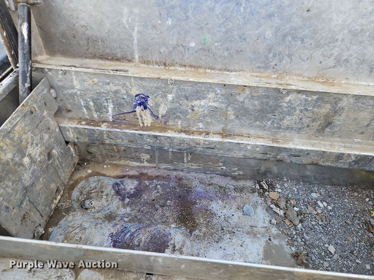 image for item LM9104 2012 Dodge Ram 2500HD  Crew Cab pickup truck