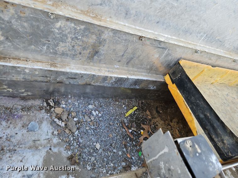 image for item LM9104 2012 Dodge Ram 2500HD  Crew Cab pickup truck