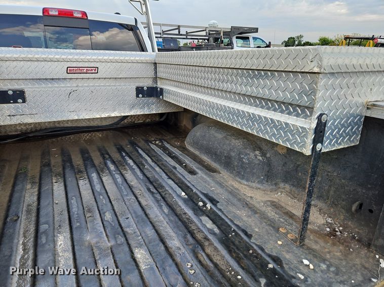 image for item LM9104 2012 Dodge Ram 2500HD  Crew Cab pickup truck