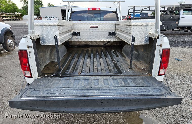 image for item LM9104 2012 Dodge Ram 2500HD  Crew Cab pickup truck