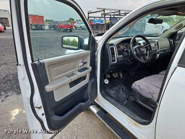 image for item LM9104 2012 Dodge Ram 2500HD  Crew Cab pickup truck