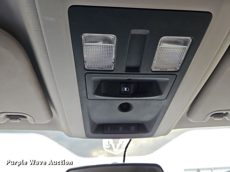 image for item LM9104 2012 Dodge Ram 2500HD  Crew Cab pickup truck