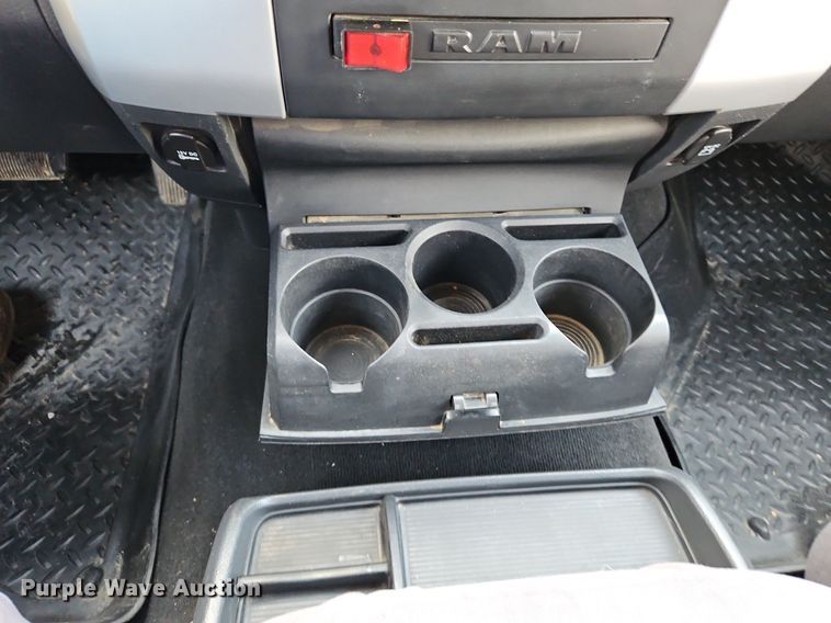 image for item LM9104 2012 Dodge Ram 2500HD  Crew Cab pickup truck