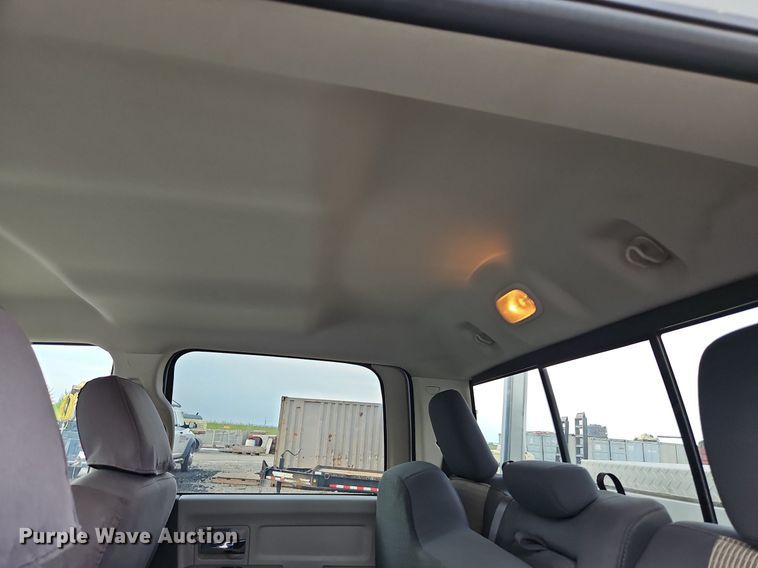 image for item LM9104 2012 Dodge Ram 2500HD  Crew Cab pickup truck