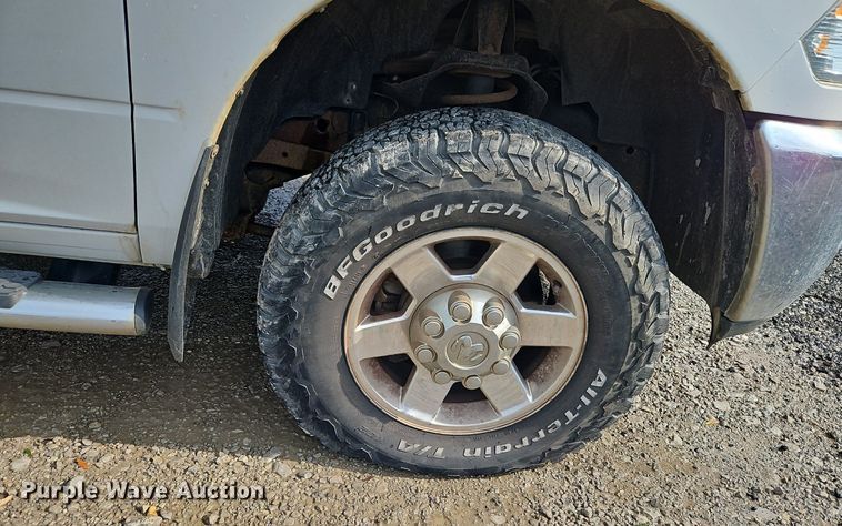 image for item LM9104 2012 Dodge Ram 2500HD  Crew Cab pickup truck