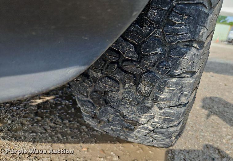 image for item LM9104 2012 Dodge Ram 2500HD  Crew Cab pickup truck