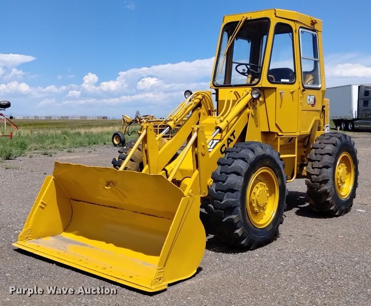image for item LP9651 1976 Caterpillar 910  wheel loader