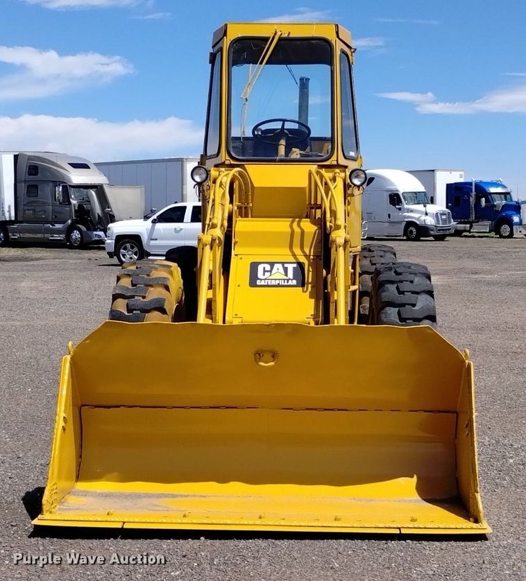 image for item LP9651 1976 Caterpillar 910  wheel loader