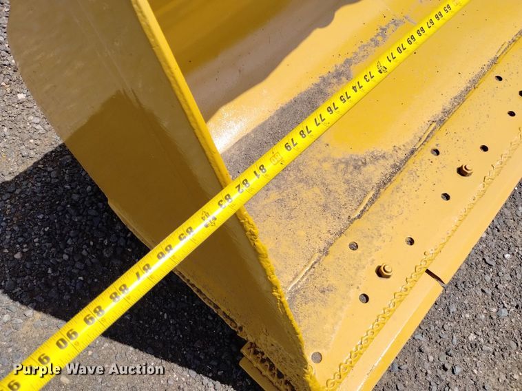 image for item LP9651 1976 Caterpillar 910  wheel loader