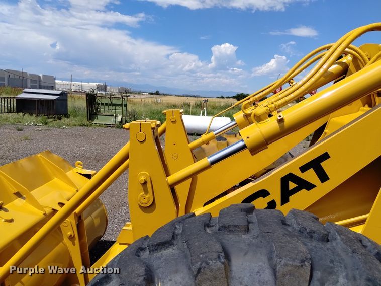 image for item LP9651 1976 Caterpillar 910  wheel loader