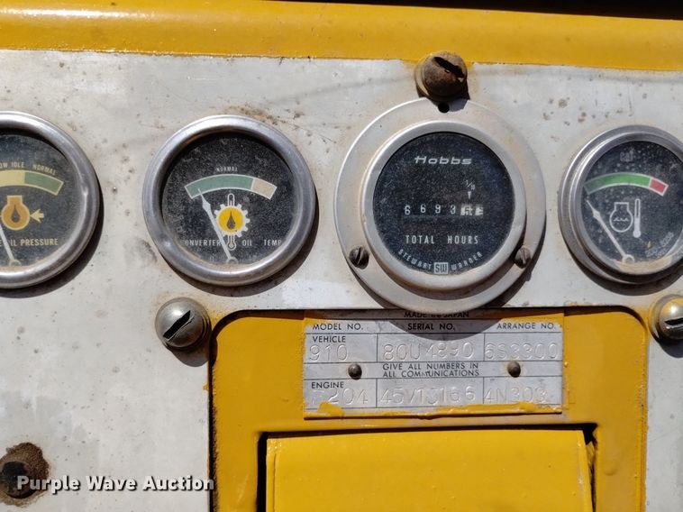 image for item LP9651 1976 Caterpillar 910  wheel loader