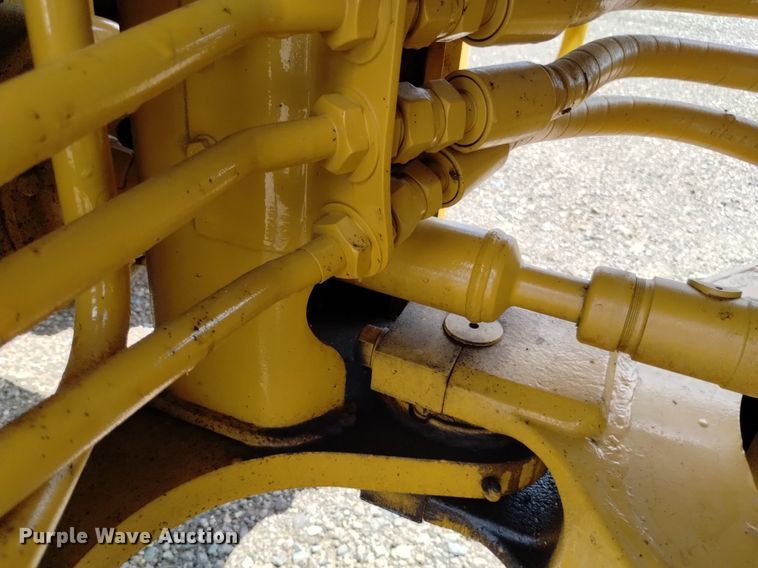 image for item LP9651 1976 Caterpillar 910  wheel loader