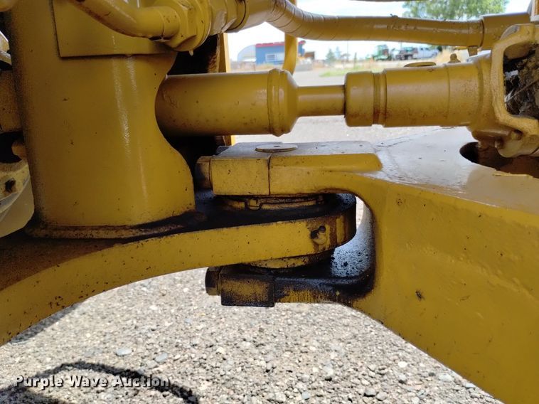 image for item LP9651 1976 Caterpillar 910  wheel loader