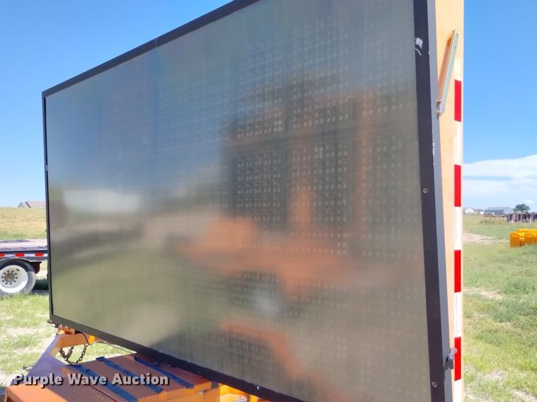 image for item LP9658 (2) Ver-Mac message board trailers