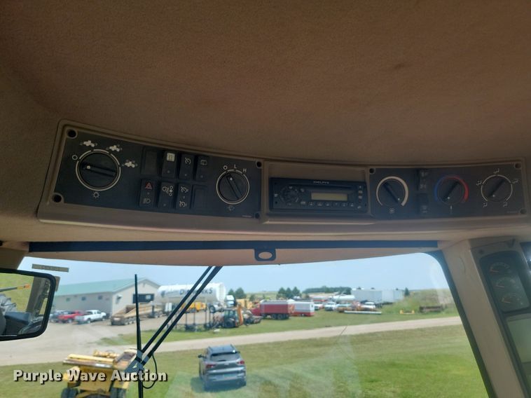 image for item LQ9037 2009 Case IH Steiger 485 HD  4WD tractor