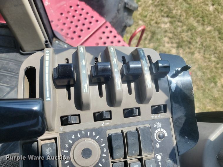 image for item LQ9037 2009 Case IH Steiger 485 HD  4WD tractor