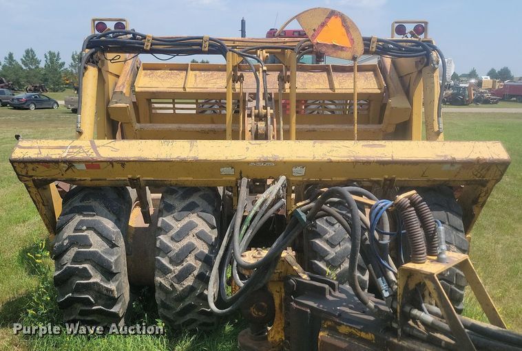 image for item LQ9038 2001 Icon 17C Earthmover  scraper