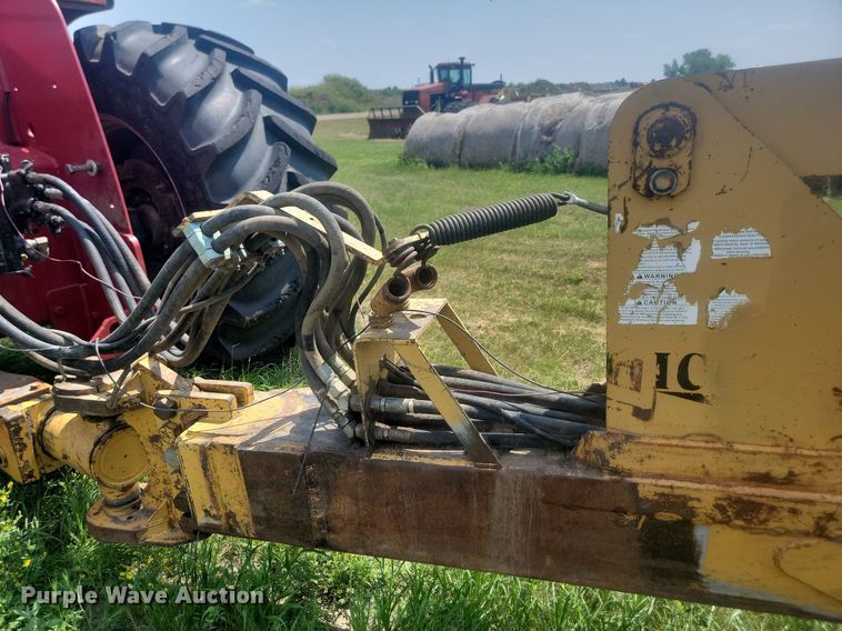 image for item LQ9038 2001 Icon 17C Earthmover  scraper