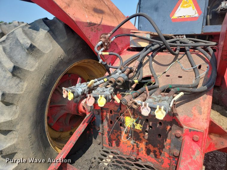 image for item LQ9040 1979 Versatile 875  4WD tractor