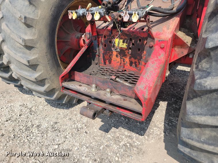 image for item LQ9040 1979 Versatile 875  4WD tractor