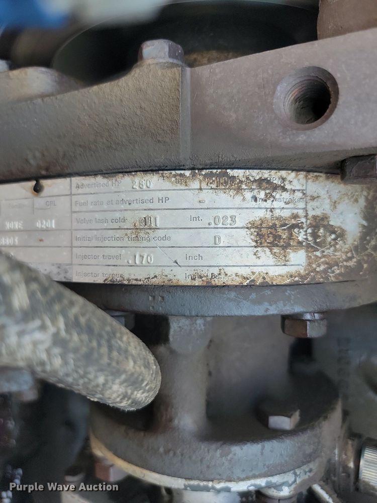 image for item LQ9040 1979 Versatile 875  4WD tractor