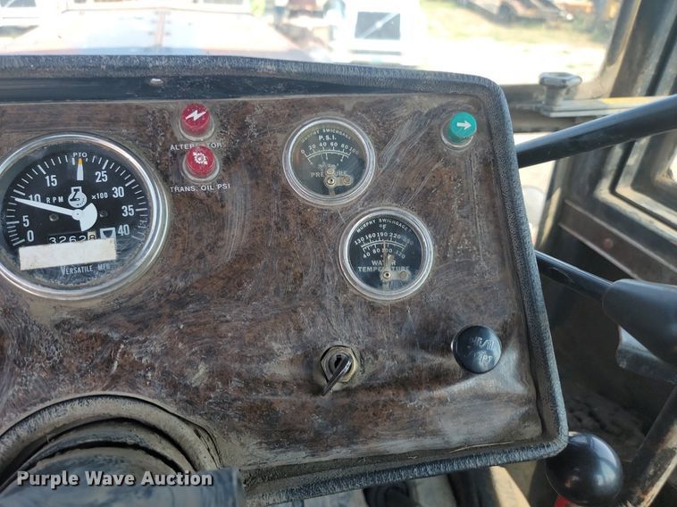 image for item LQ9040 1979 Versatile 875  4WD tractor