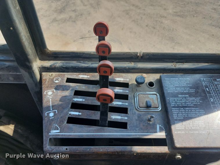 image for item LQ9040 1979 Versatile 875  4WD tractor