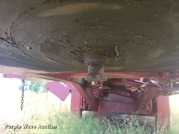 image for item LQ9041 Mobark horizontal grinder