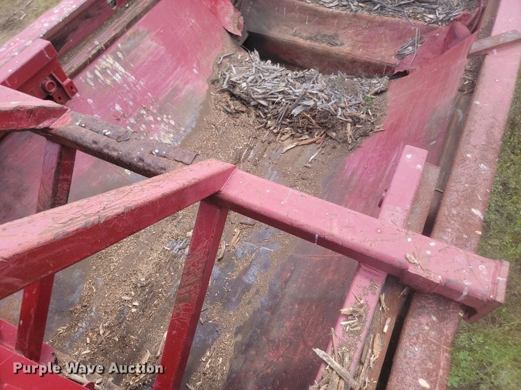 image for item LQ9041 Mobark horizontal grinder