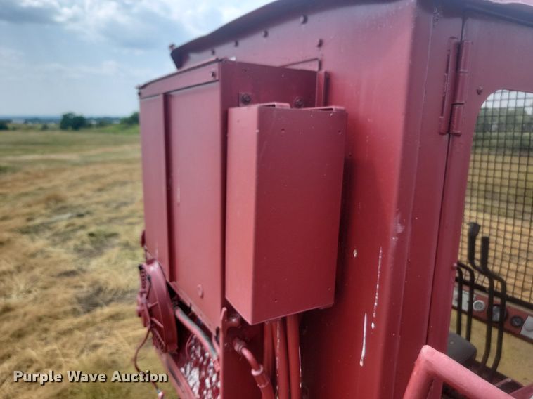 image for item LQ9041 Mobark horizontal grinder